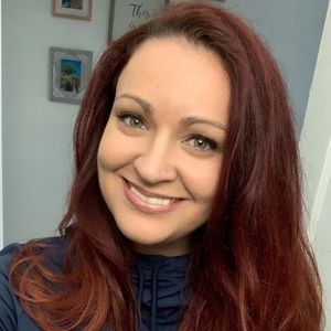 Meet your Posher, Stefanie